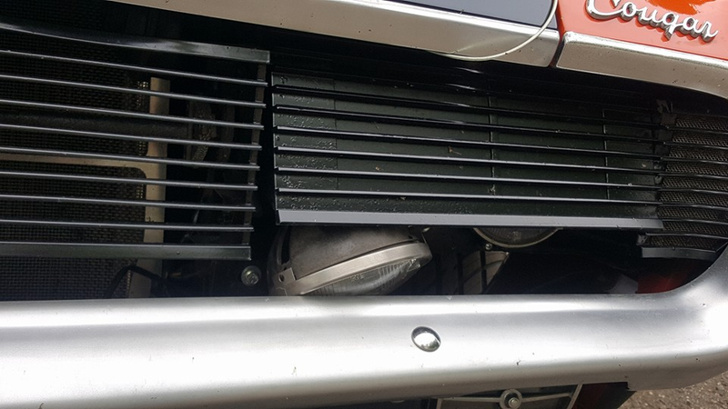 Loose headlight.